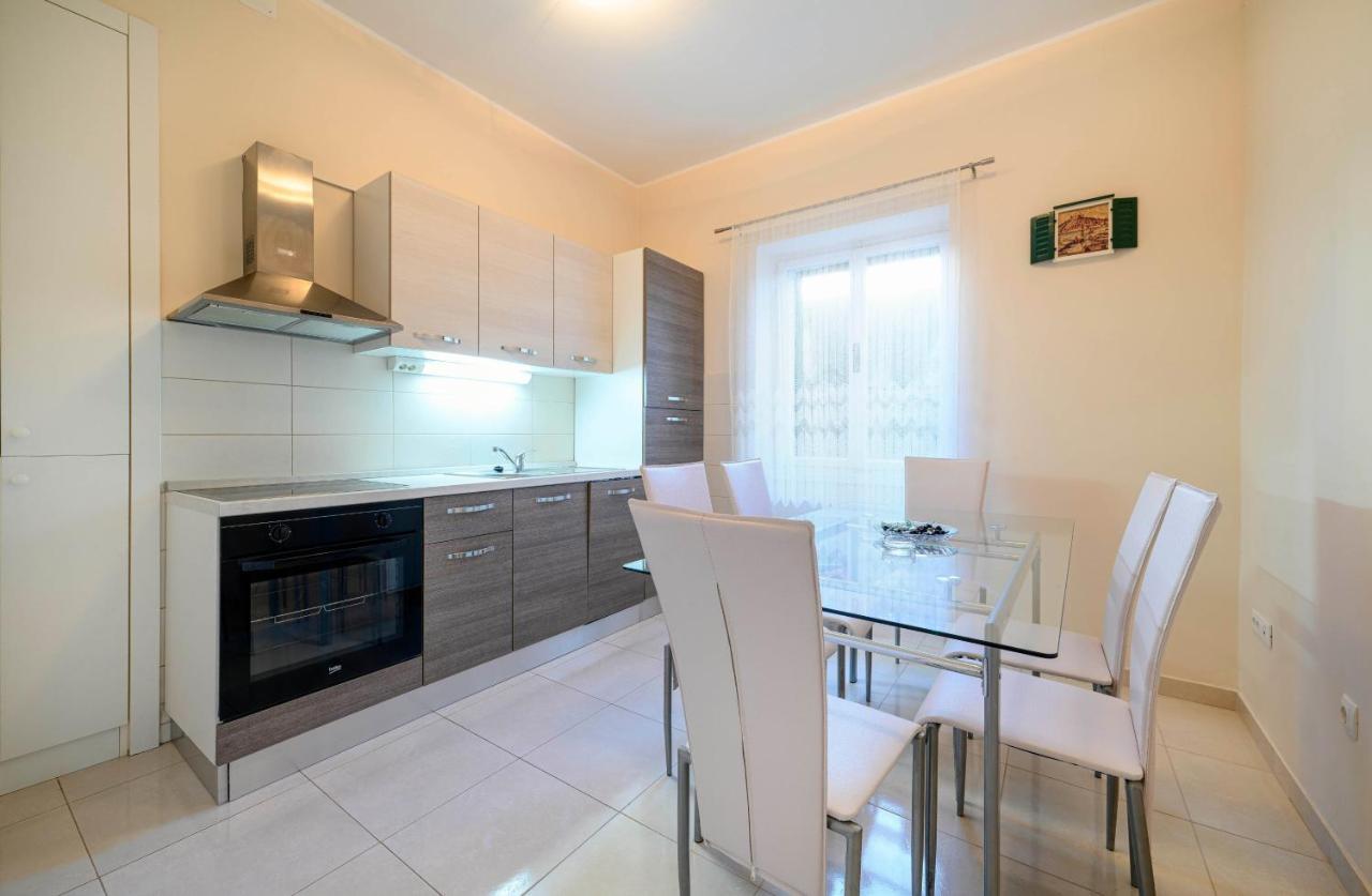 Urban City Center Sibenik Luaran gambar